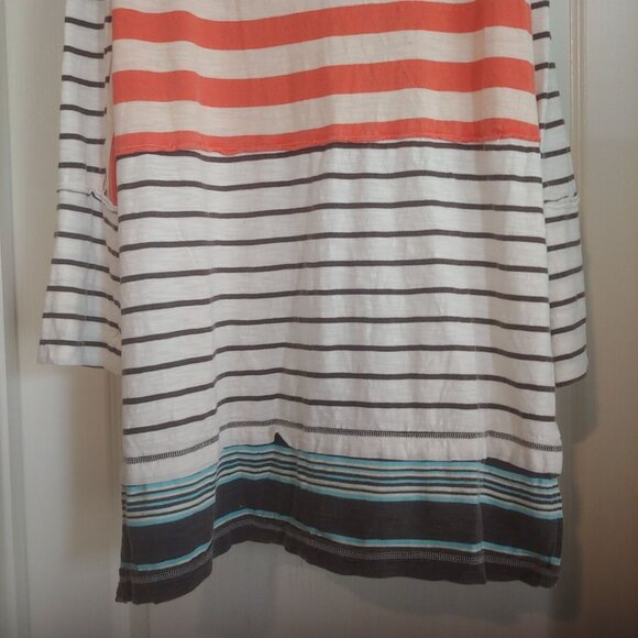 We The Free School House Tee Button Down Boho Coastal Beachy Oversize M - Picture 10 of 13